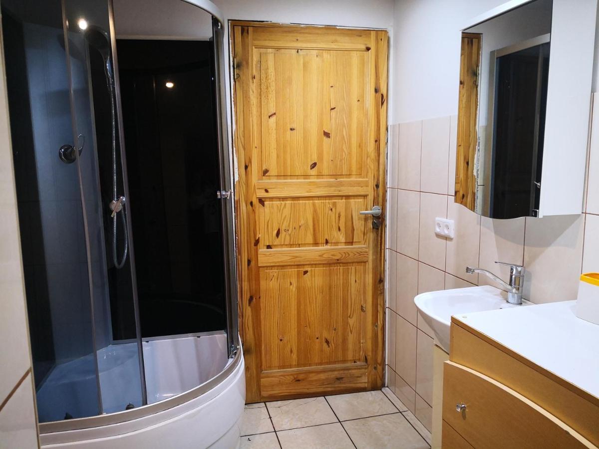 Kambario Nuoma Su Bendru Vonios Kambariu Apartment Kaunas Luaran gambar